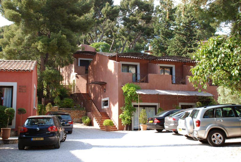 Les Jardins De Cassis - Parking Gratuit & Piscine Chauffee Hotel ภายนอก รูปภาพ
