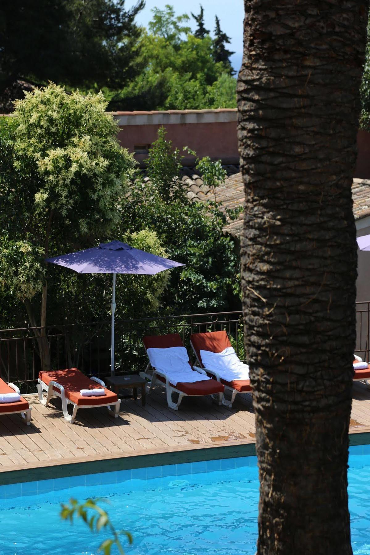Les Jardins De Cassis - Parking Gratuit & Piscine Chauffee Hotel ภายนอก รูปภาพ